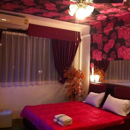 Maxwell Inn パッタヤー エクステリア 写真