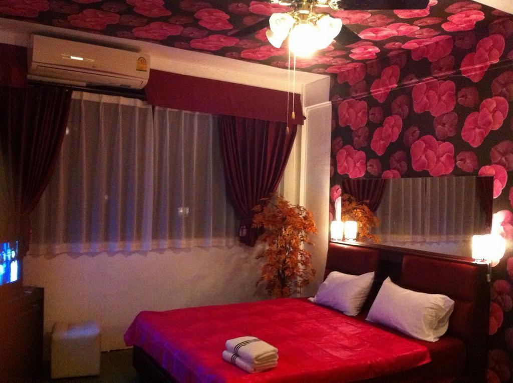 Maxwell Inn パッタヤー エクステリア 写真